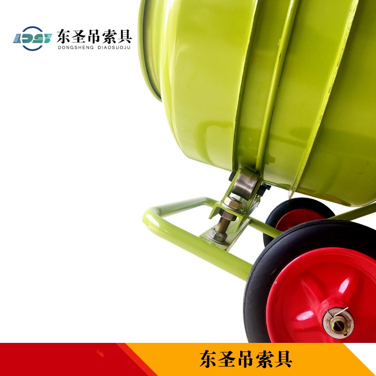 220v小型砂漿攪拌車攪拌滾筒錳鋼支撐輪特寫(xiě)--河北東圣吊索具制造有限公司--小型攪拌機(jī)|石材夾具|液壓堆高車|手動(dòng)叉車