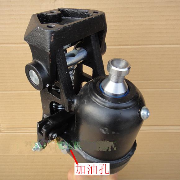 手動(dòng)液壓托盤(pán)車液壓油更換位置標(biāo)注圖--河北東圣吊索具制造有限公司--小型攪拌機(jī)|石材夾具|液壓堆高車|手動(dòng)叉車 手動(dòng)液壓托盤(pán)車液壓油更換位置標(biāo)注圖--河北東圣吊索具制造有限公司--小型攪拌機(jī)|石材夾具|液壓堆高車|手動(dòng)叉車